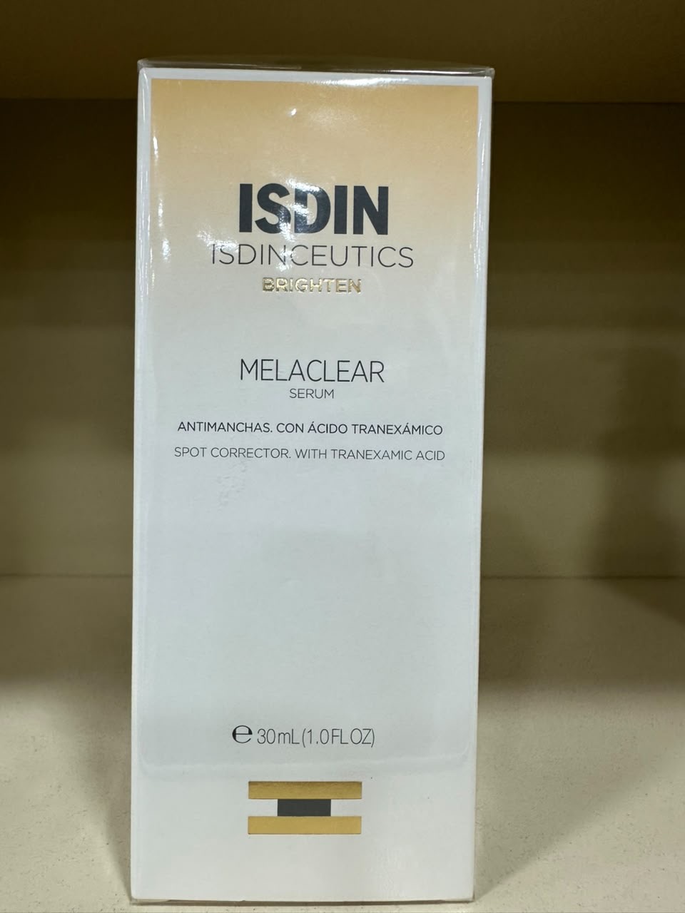 ISDIN Isdinceutics Melaclear brightening serum with tranexamic acid